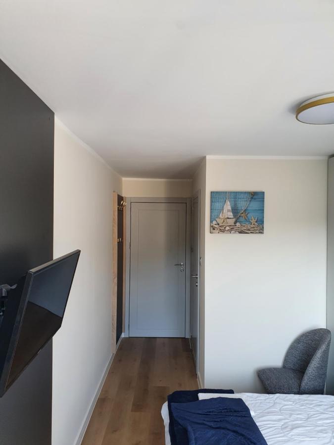 Pokoje Goscinne U Gracjana Wladyslawowo Exterior foto