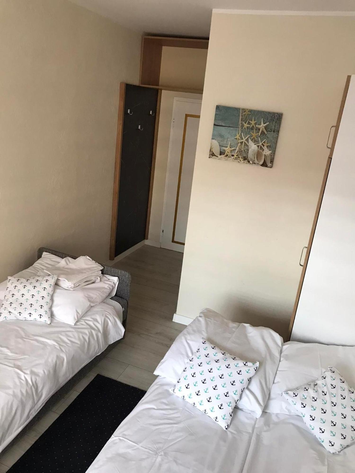 Pokoje Goscinne U Gracjana Wladyslawowo Exterior foto